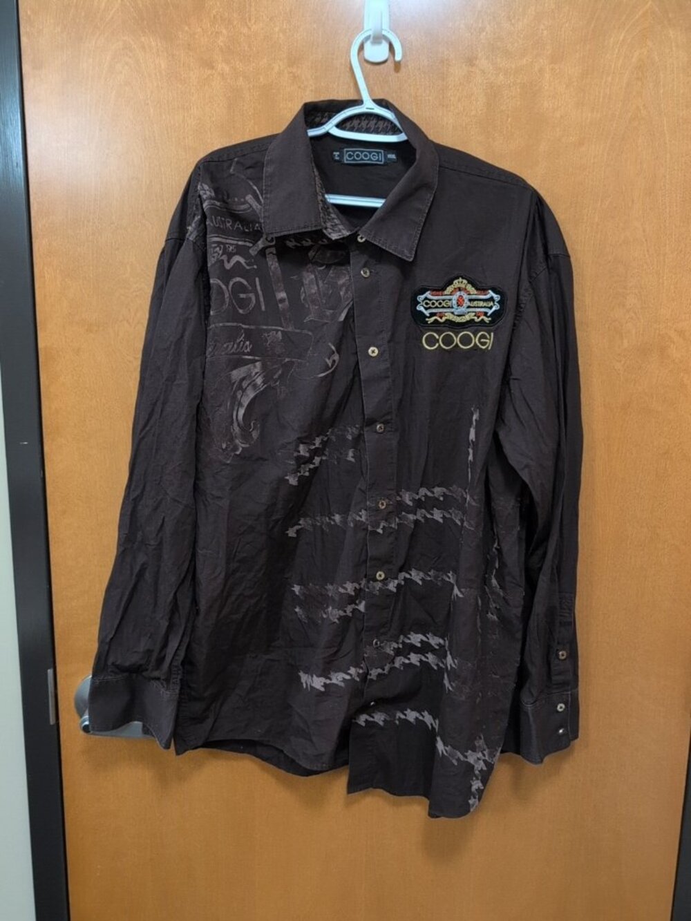 Coogi Shirt Mens 3XL Brown Long Sleeve Embroidered Patch Stylized Gold Button Up